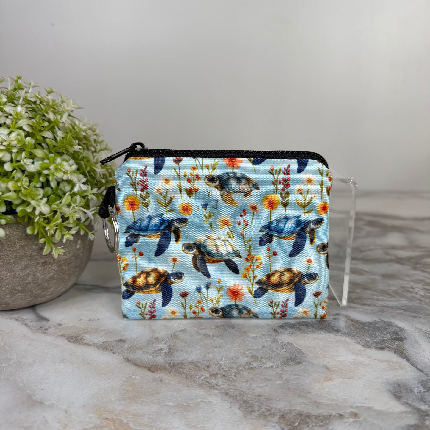 Turtle mini pouch by Arimel by Emily